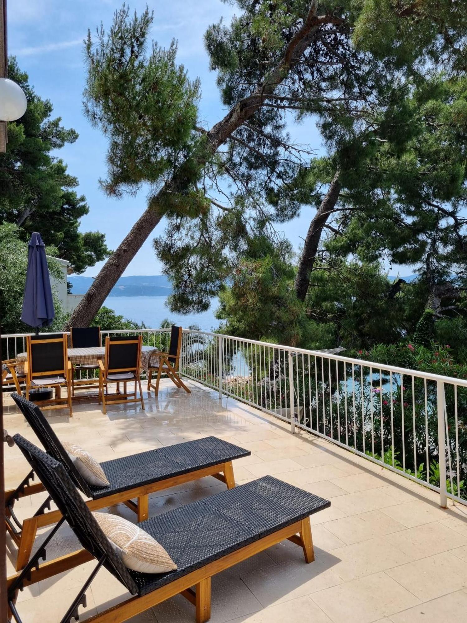 Apartman On The Beach - Nemira, Omis Apartment Bagian luar foto